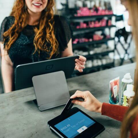 滿足連鎖商超需求的收銀解決方案：尚博思中英文POS收銀系統(tǒng)